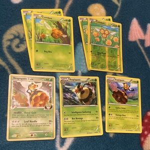 Pokemon TCG Combee/Vespiqueen Bundle (7 Cards)